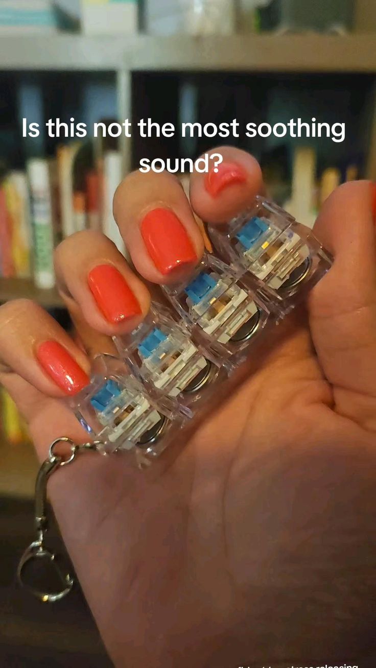 Light up fidget_ Stress relief.jfif__PID:7904e918-da96-4e2f-8d49-de8093e65ecb